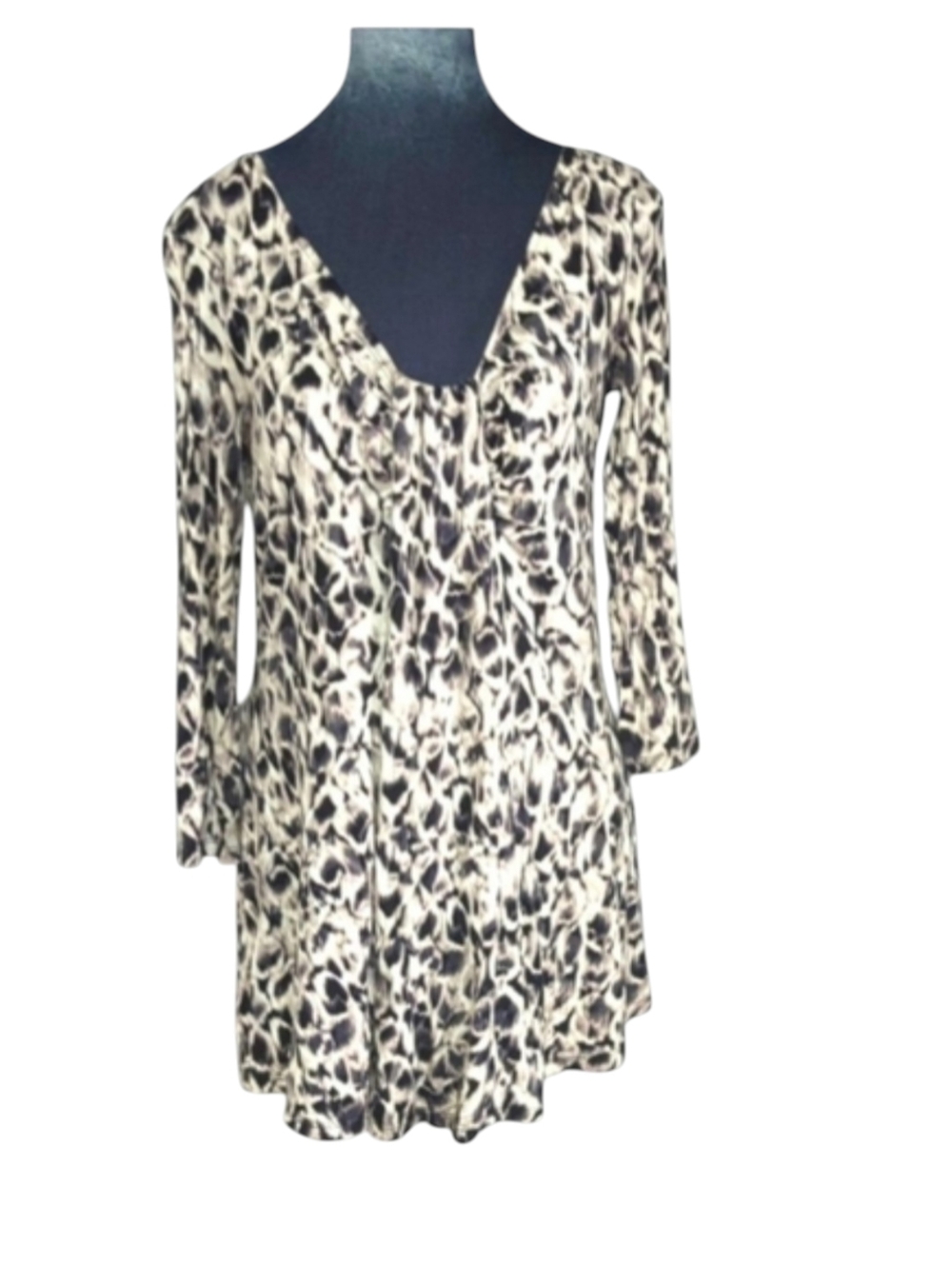Rose & Olive Black & White Animal Print Flowy Tunic Size M